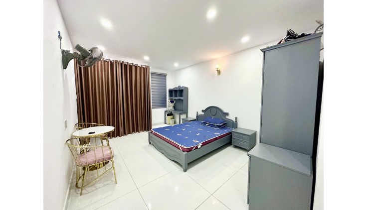 Ngộp Lạc Long Quân - giáp Q10 - 4 tầng  - view HXH gần 40 m2